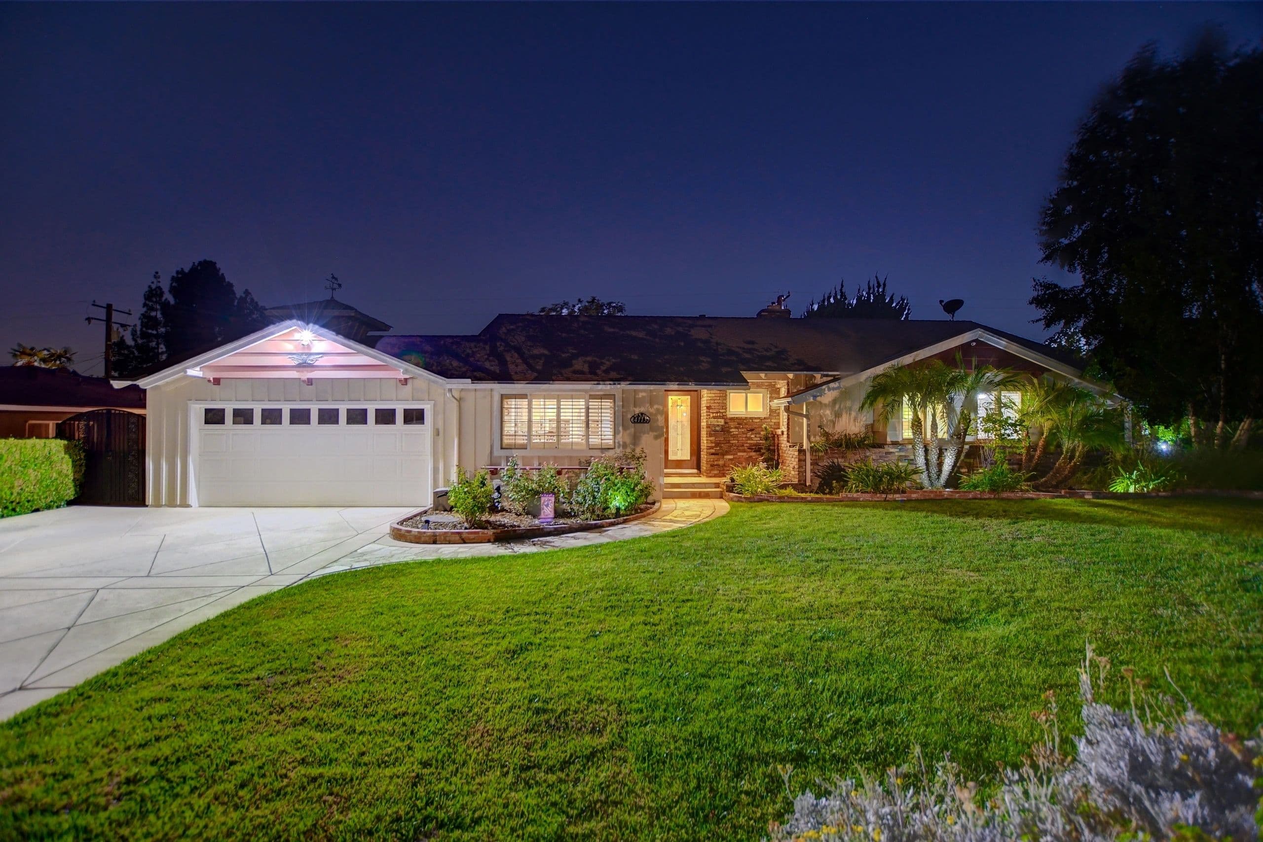 Open house this Sunday 1-4pm
