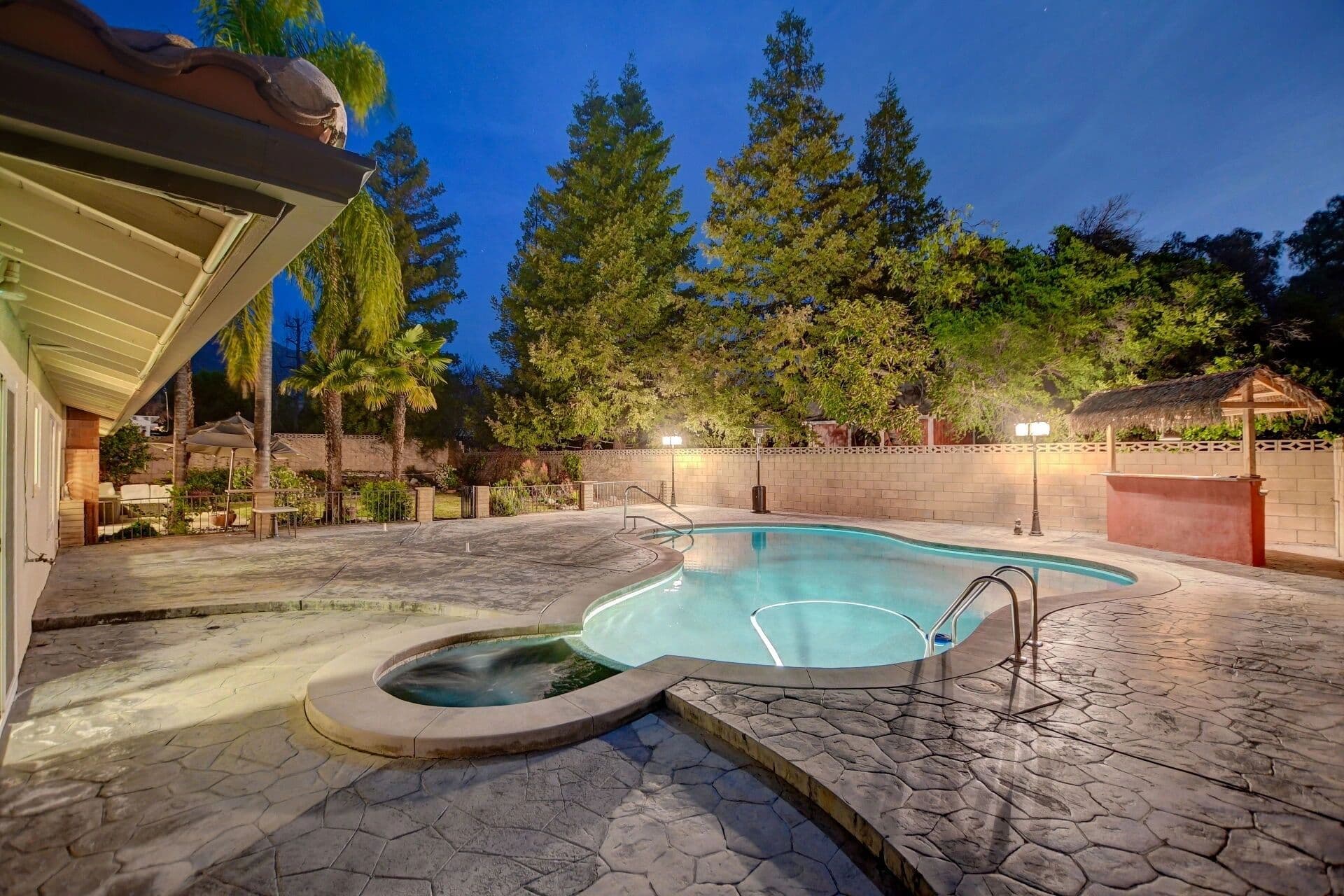Realtors claremont California