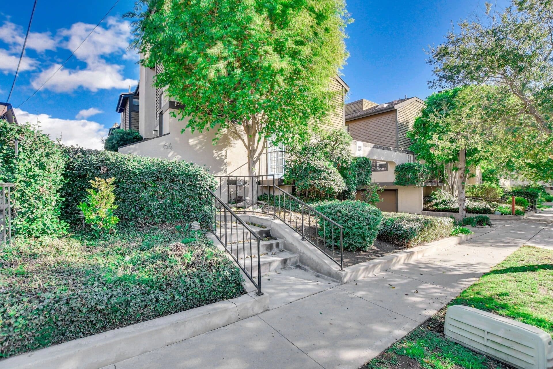 Real estate agents in claremont California