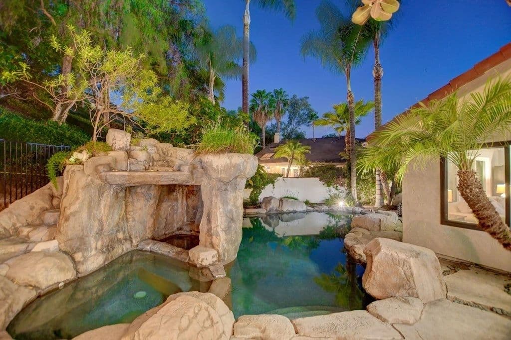 On Hold/ Coming Soon 1.3M1945 Paseo La Paz, Pomona, CA 91768