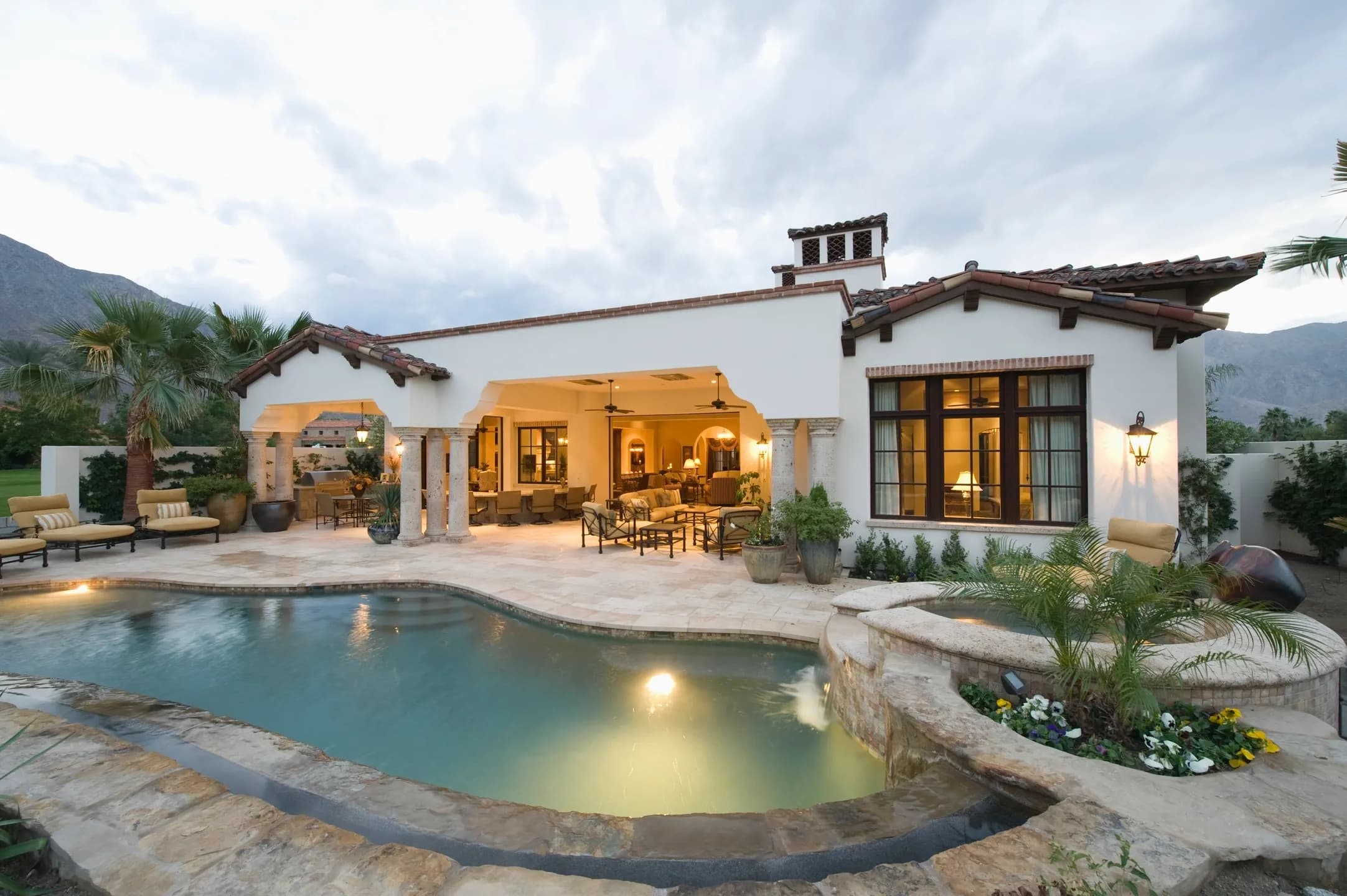 536 S College Ave, Claremont, CA 91711